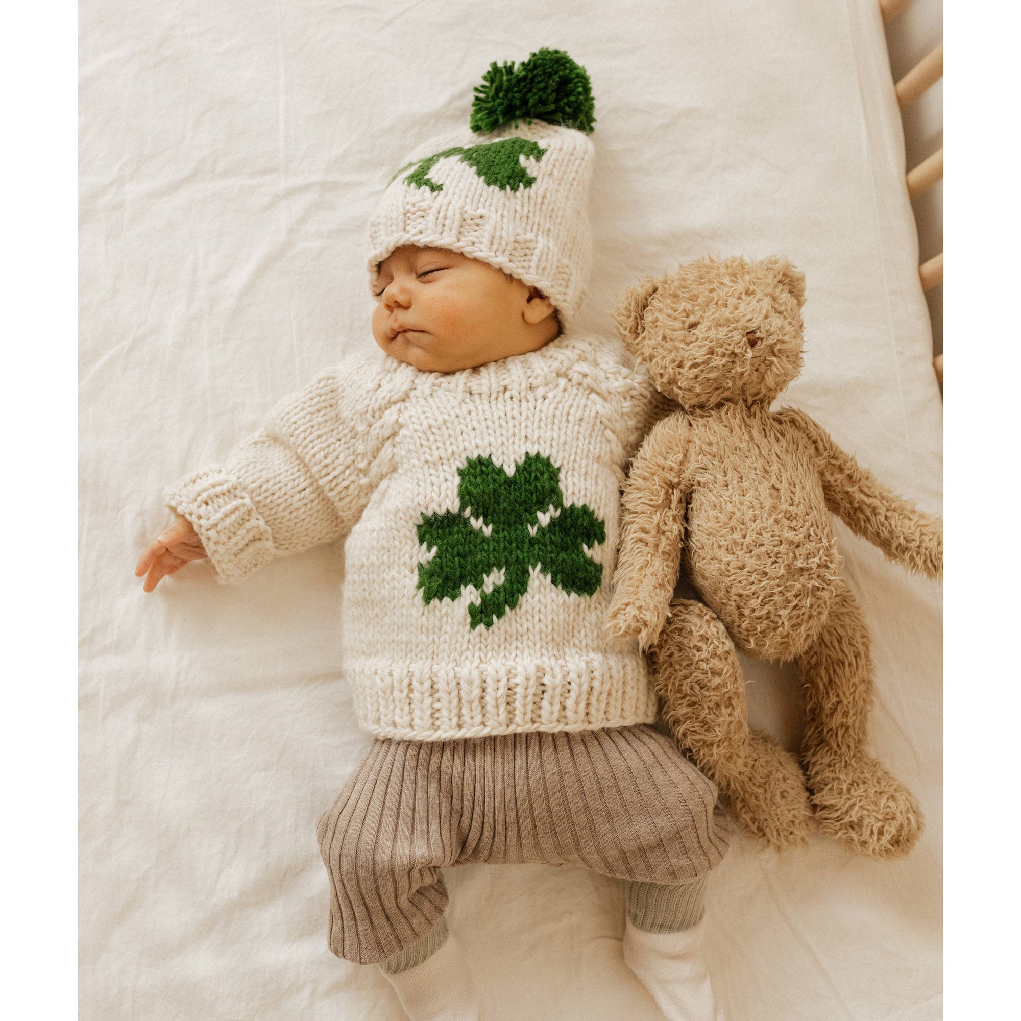 Shamrock Crew Neck Knitted Sweater