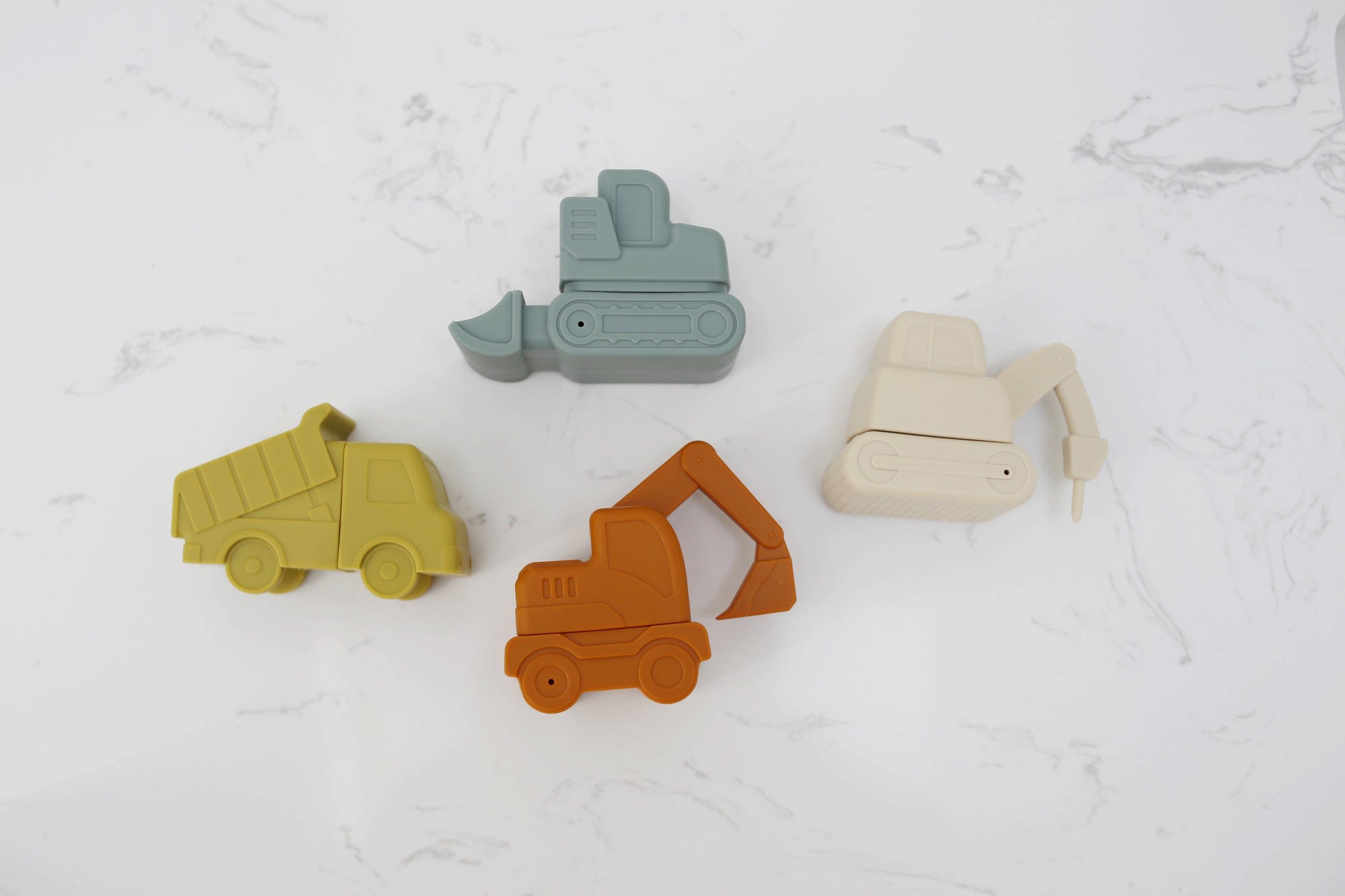 Construction Vehicle Mold Free Silicone Bath Toy Set