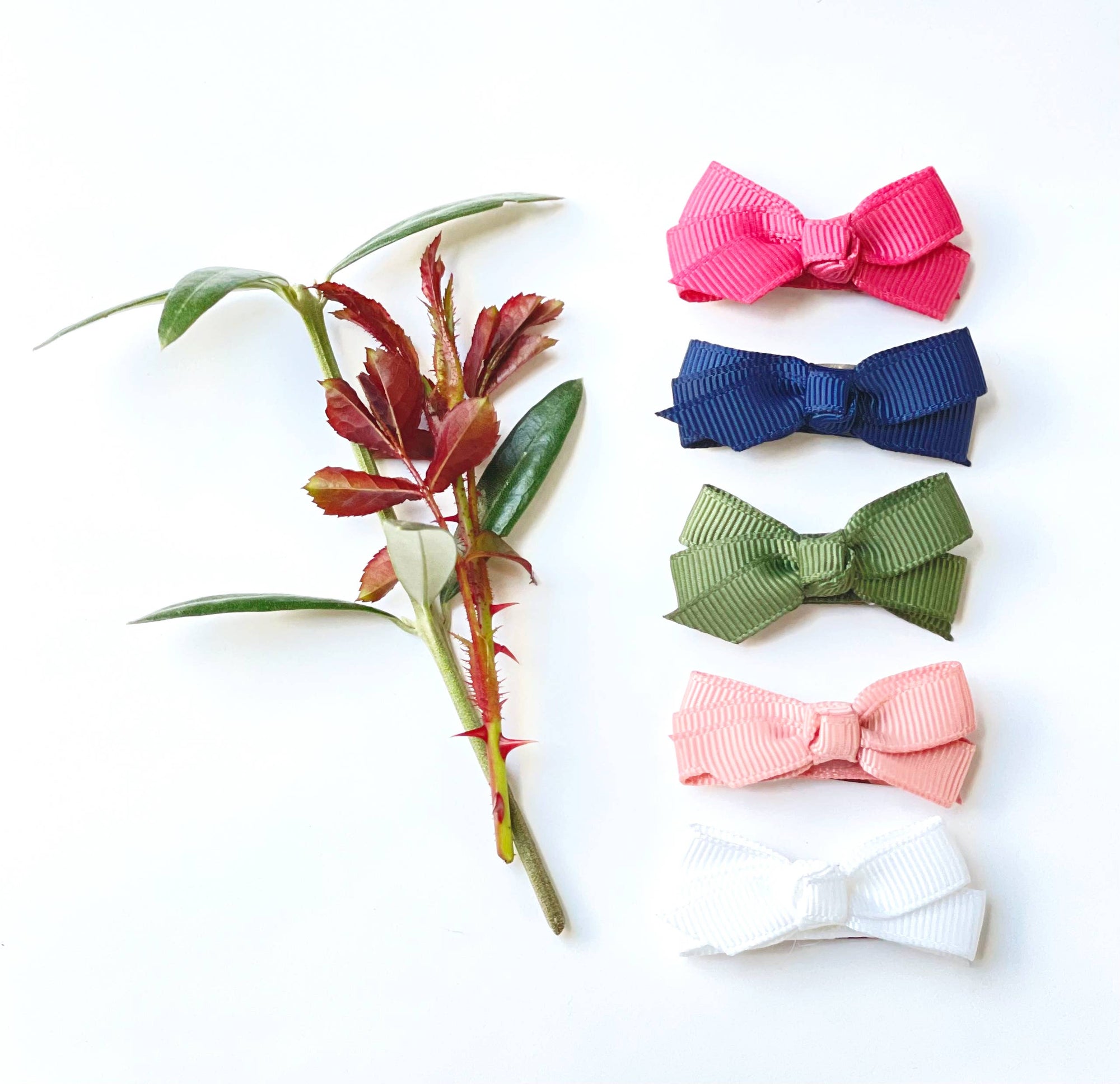 5 Chelsea Boutique Grosgrain Bows on Snap Clips - Juniper