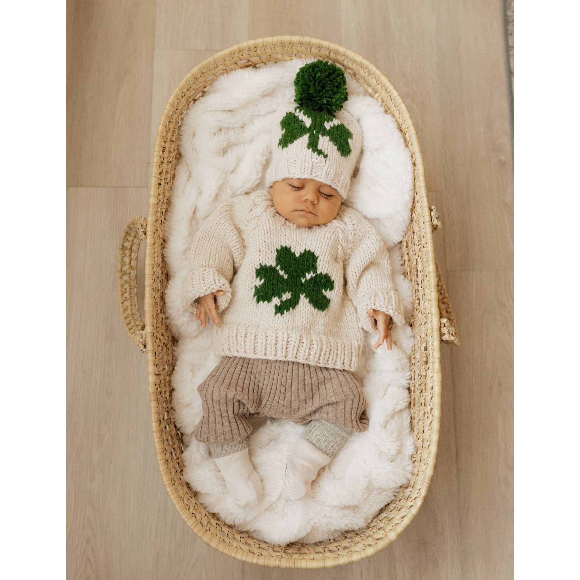 Shamrock Crew Neck Knitted Sweater