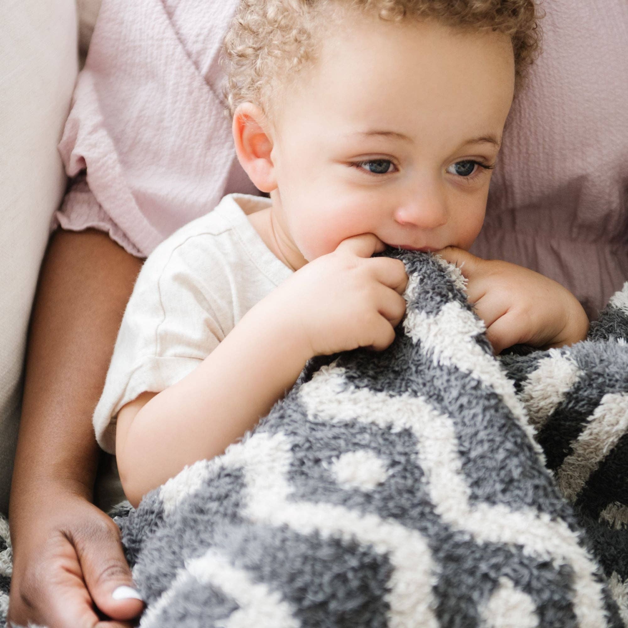 DOUBLE-LAYER BAMBONI® MINI BLANKETS: Elephant Double Layer