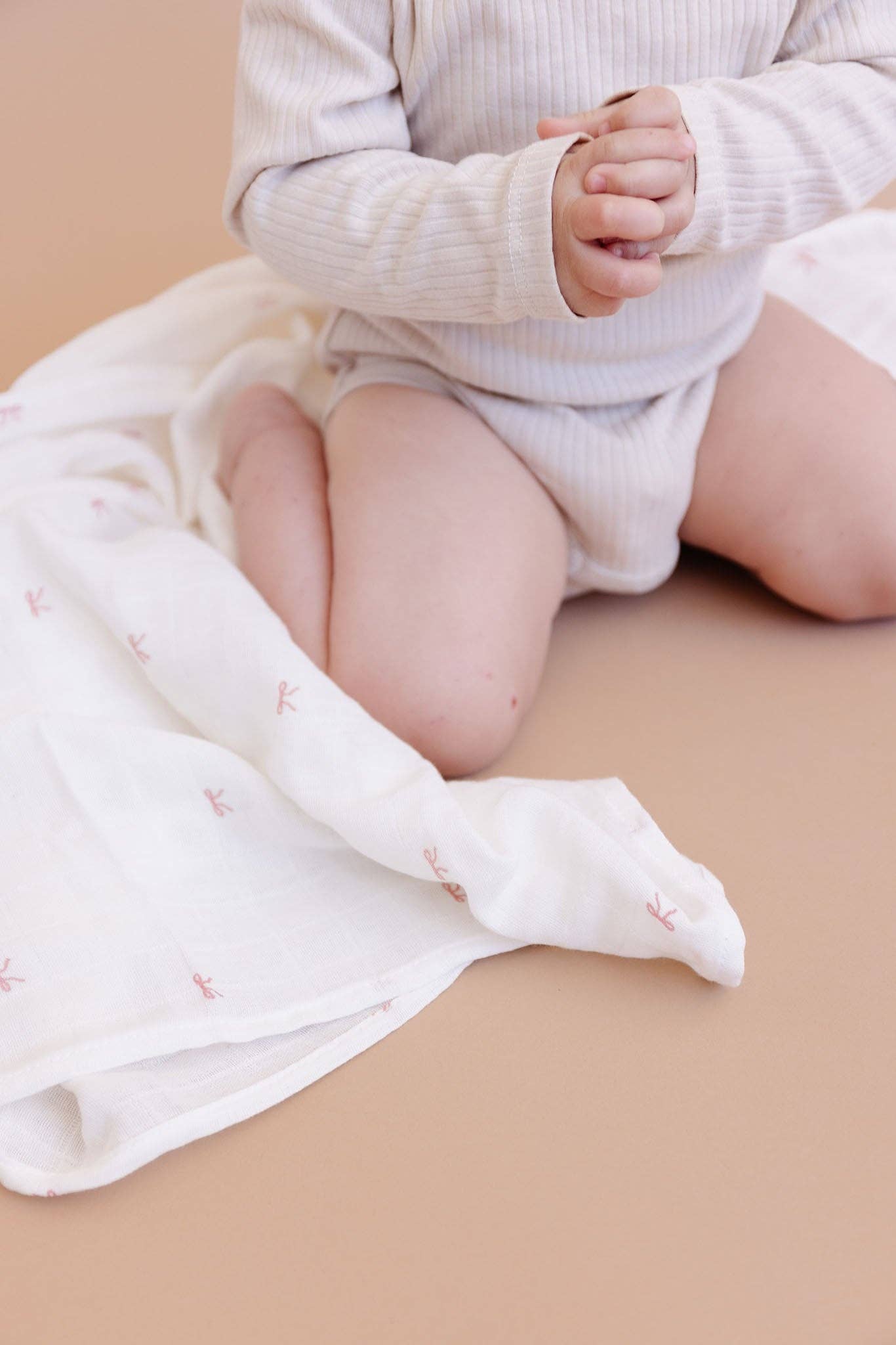 Muslin Swaddle Pink Bow Baby Shower Girl Organic Cotton Gift: Pink