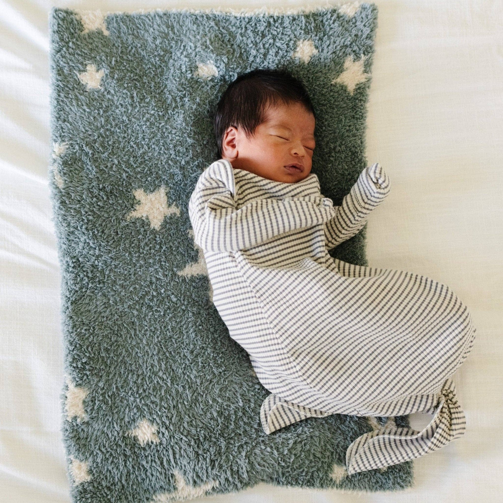 DOUBLE-LAYER BAMBONI® MINI BLANKETS: Elephant Double Layer