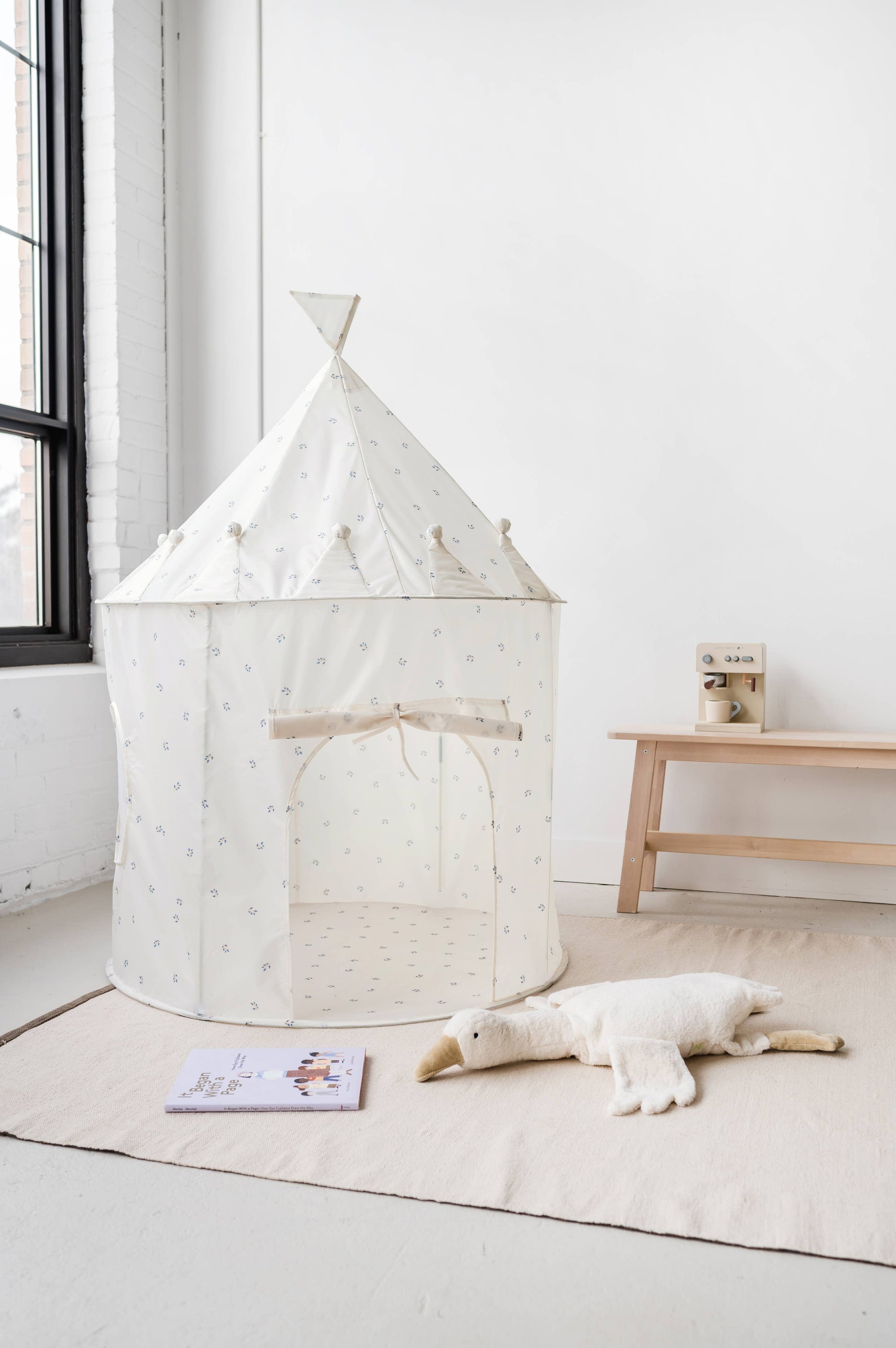 3 Sprouts Recycled Fabric Play Tent Castle