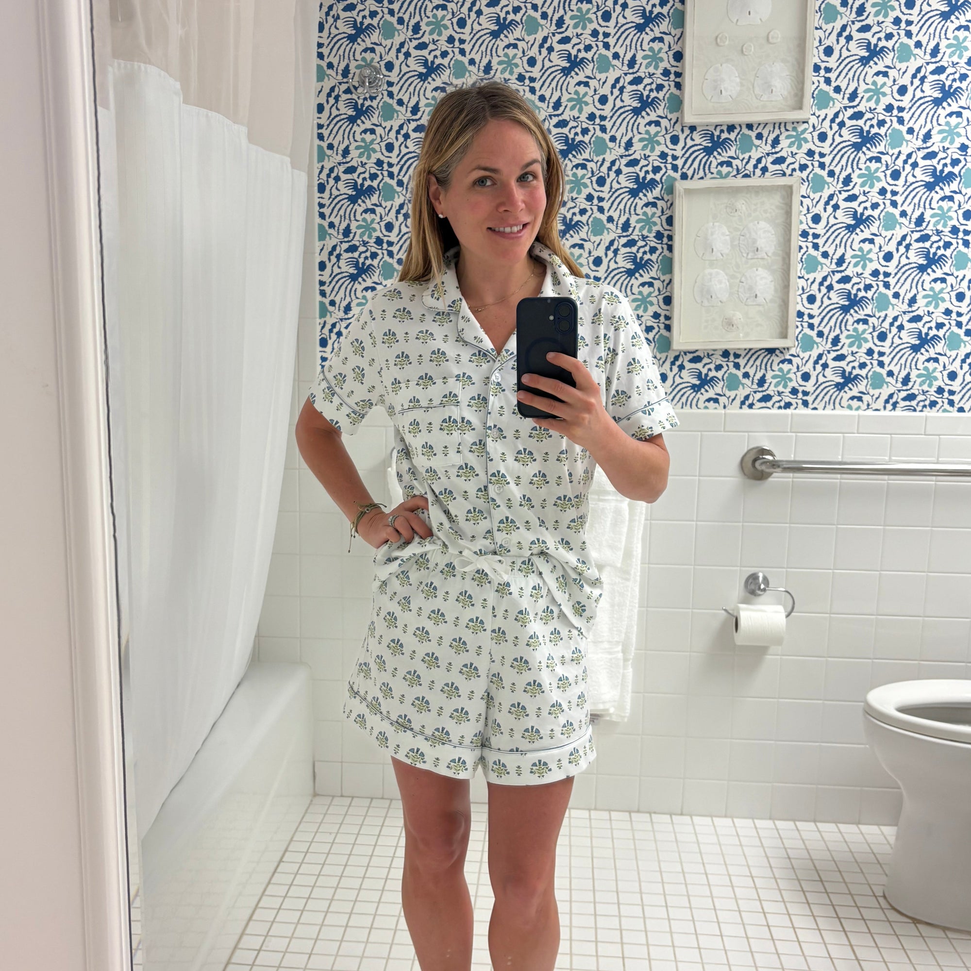 Lobster Bake Women’s Button Front Short Pajama Set