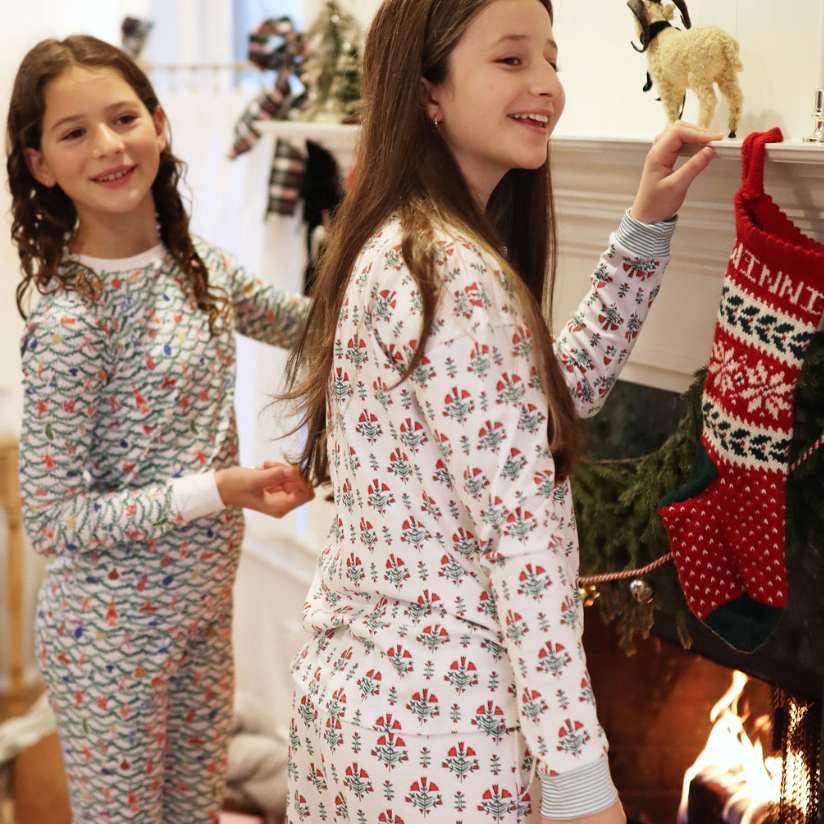 Joy Street Poinsettia Block Print Women's Set