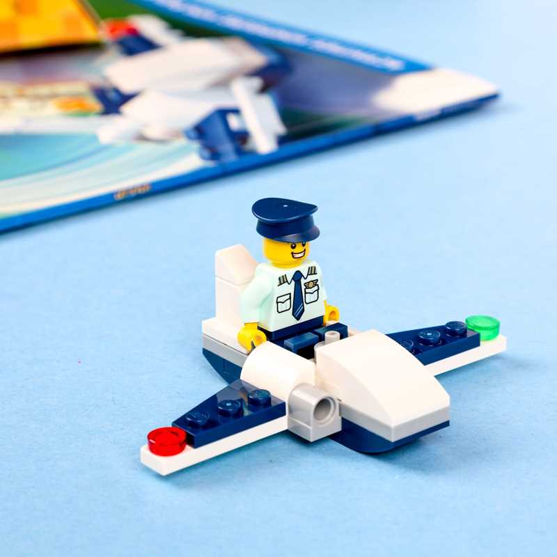 LEGO City: Let's Fly! by AMEET Publishing: Paperback; 32 pages / English