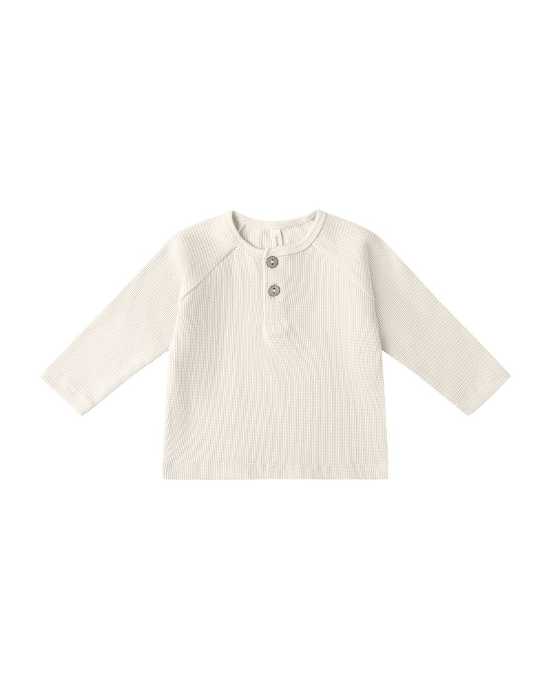 Quincy Mae Henley Knit Top in Natural